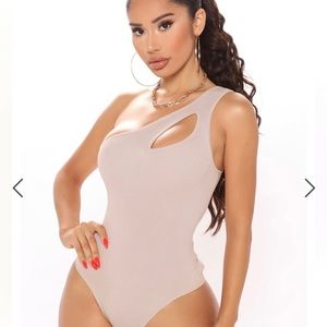 Carlie One Shoulder Bodysuit